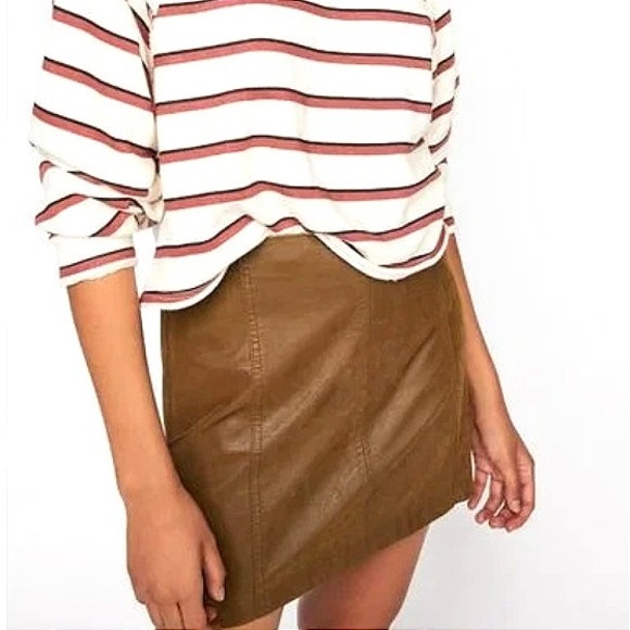 Free People Modern Femme Vegan Leather Faux Suede Mini Skirt Brown Size 4 NWT - Picture 1 of 7